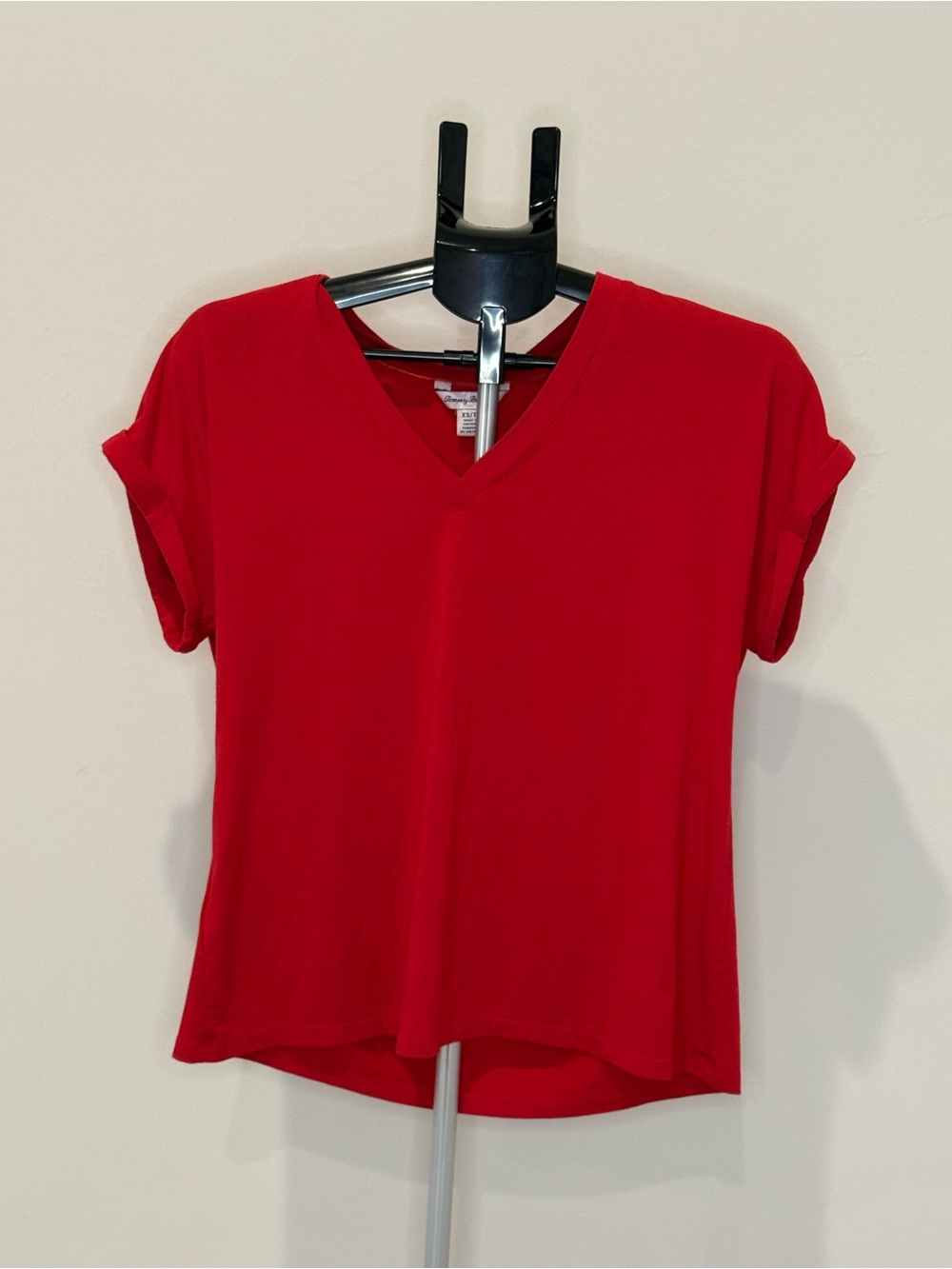 Tommy Bahama V-Neck Short Sleeve Tee in Red